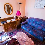 Les Messageries Hotel Saint-Flour (Cantal)