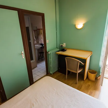 Les Messageries Hotel 2*