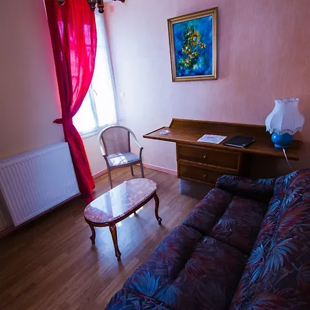 Les Messageries 2* Saint-Flour (Cantal)