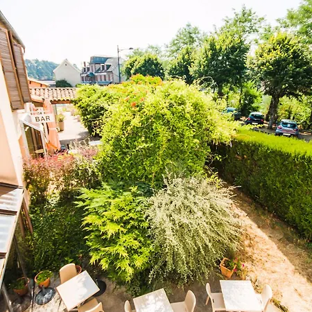 Hotel Les Messageries Saint-Flour (Cantal)