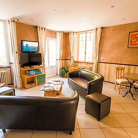 Les Messageries Hotell 2*