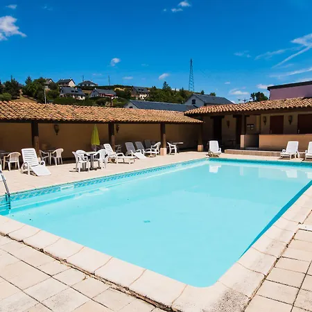 Hotel Les Messageries Saint-Flour (Cantal)