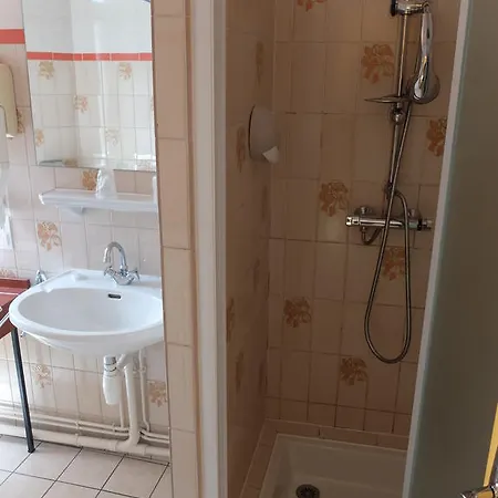 Hotel Les Messageries 2*