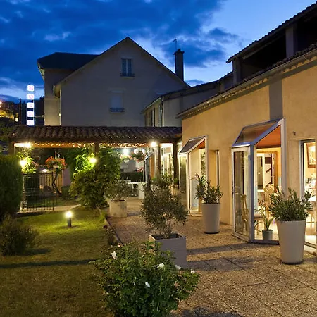 Hotel Les Messageries 2*