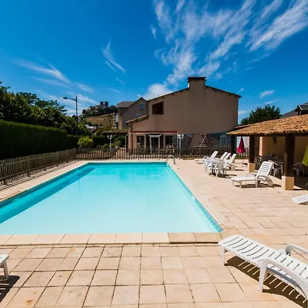 Les Messageries Hotel Saint-Flour (Cantal)