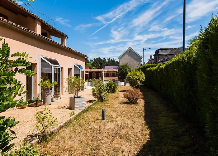 Les Messageries Hotel Saint-Flour (Cantal)