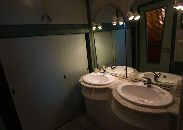 Les Messageries 2* Saint-Flour (Cantal)