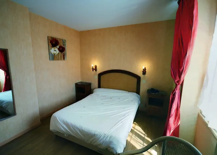 Hotel Les Messageries 2*